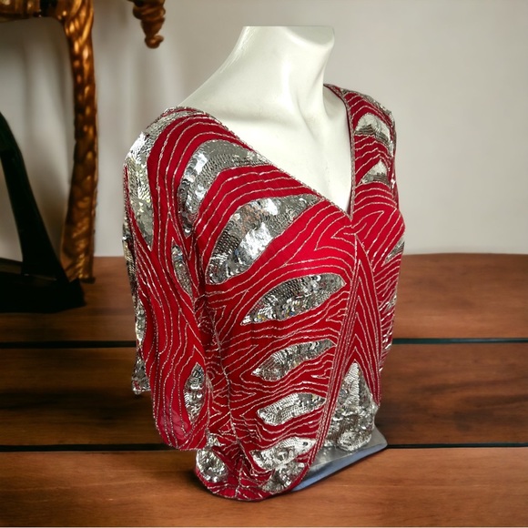 Vintage NWT Shomax sequin red and silver top SZ M - Picture 3 of 9